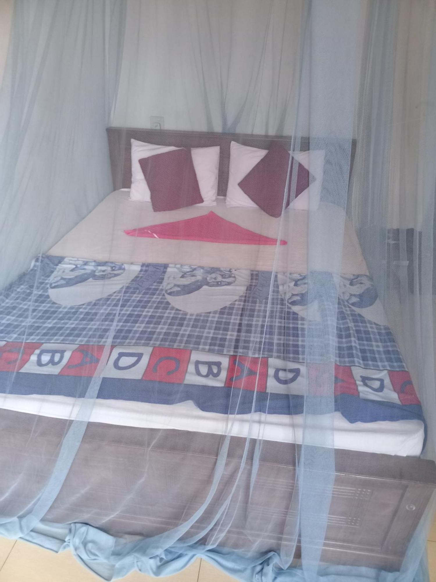 Dreamscape Home Stay Канди Екстериор снимка