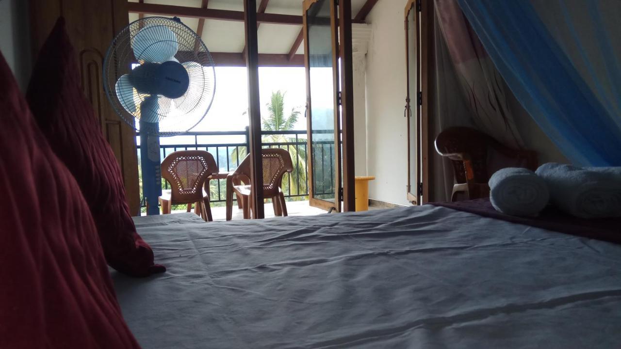 Dreamscape Home Stay Канди Екстериор снимка