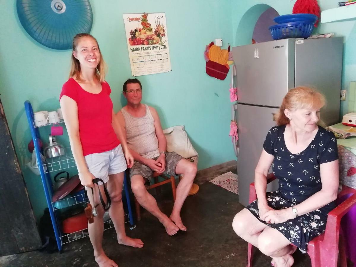Dreamscape Home Stay Канди Екстериор снимка